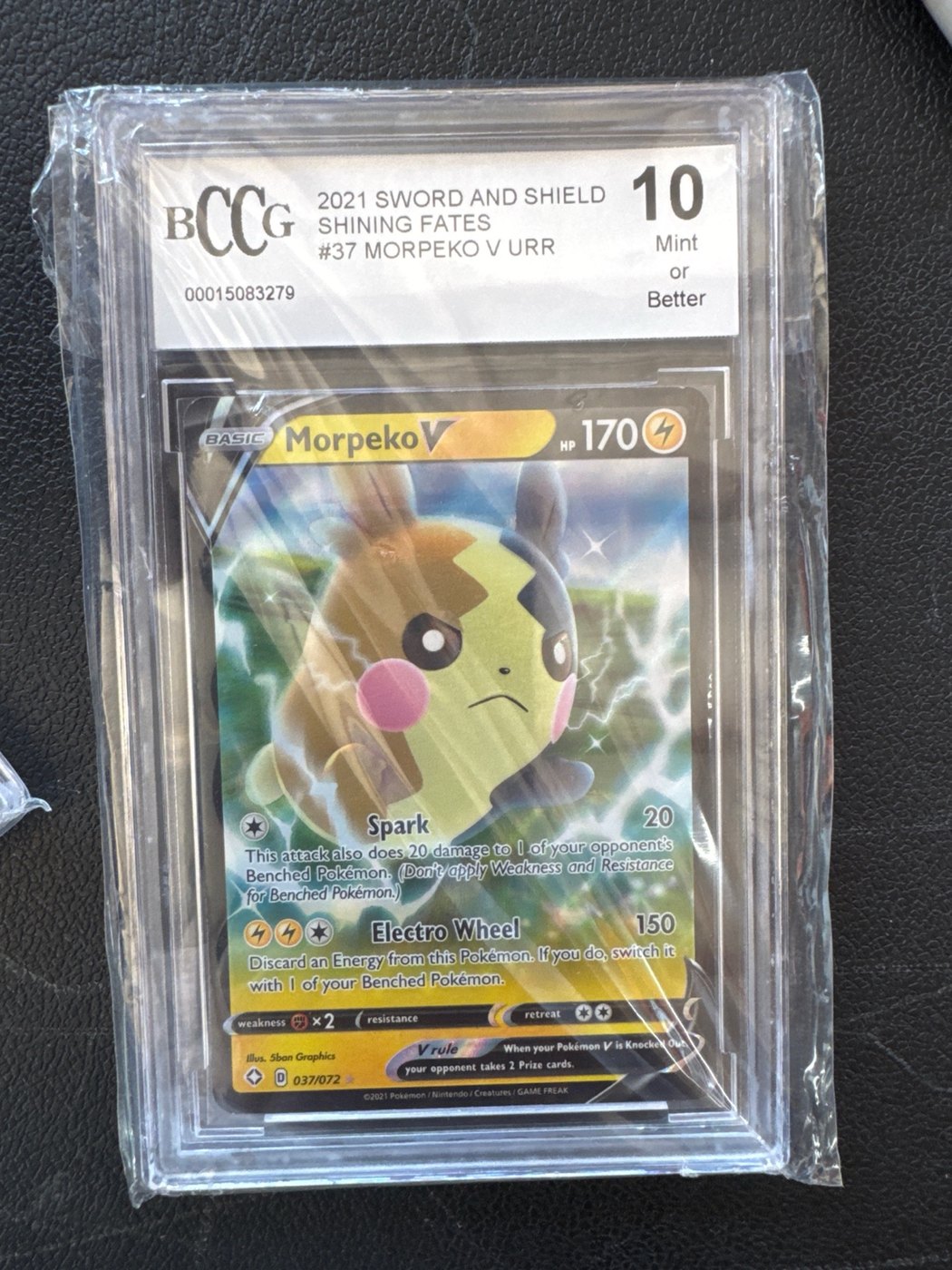Morpeko V Shining Fates Pokémon card graded CGC 10, original photo