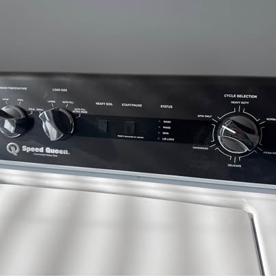 Speed Queen commercial heavy-duty washing machine sold through Facebook Marketplace